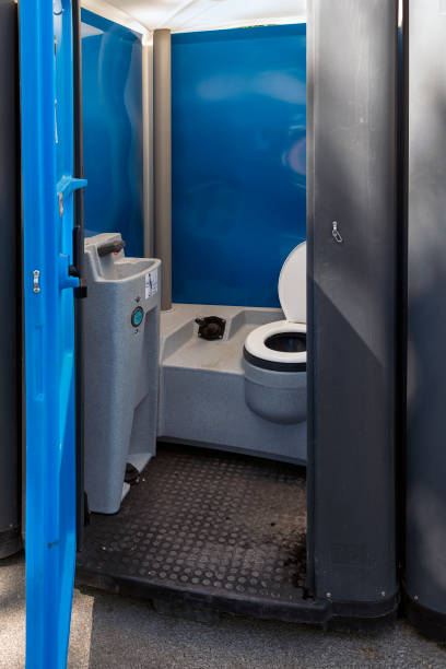 Best Construction site porta potty rental  in Freeport, FL
