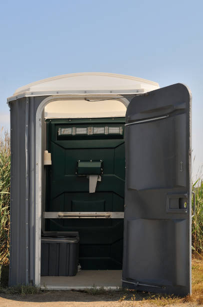 Portable Toilet Options We Offer in Freeport, FL