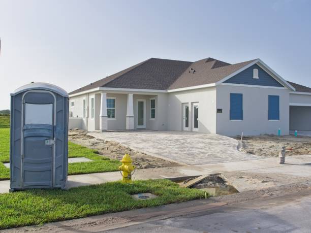 Best Porta potty rental near me  in Freeport, FL