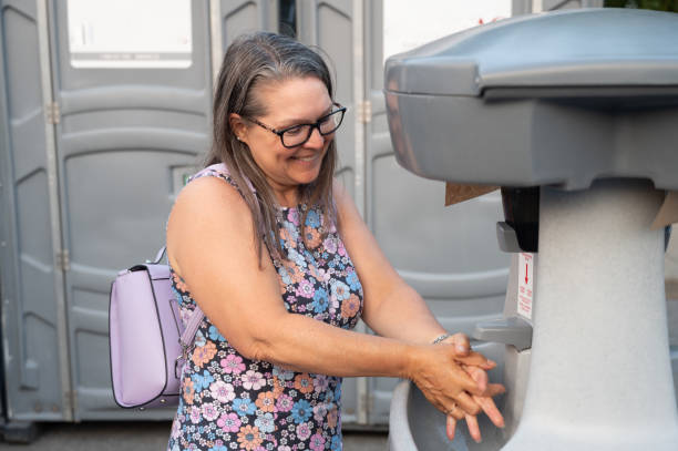 Best Handicap porta potty rental  in Freeport, FL